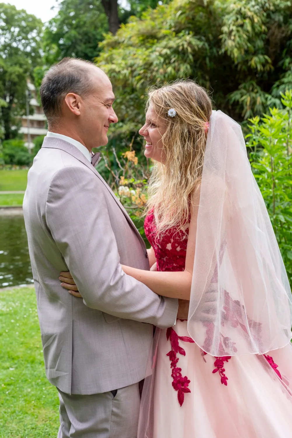 Lucy Lienard, le jour de leur mariage